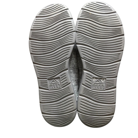 Reef Men's Gray Cushion Coast Shoe- Size 9.5 - Picture 9 of 9